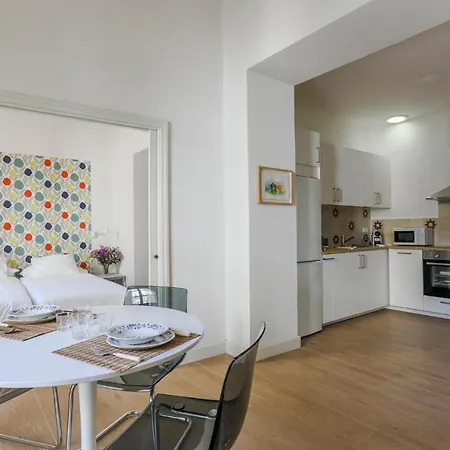 Apartamento Guesting Merced *